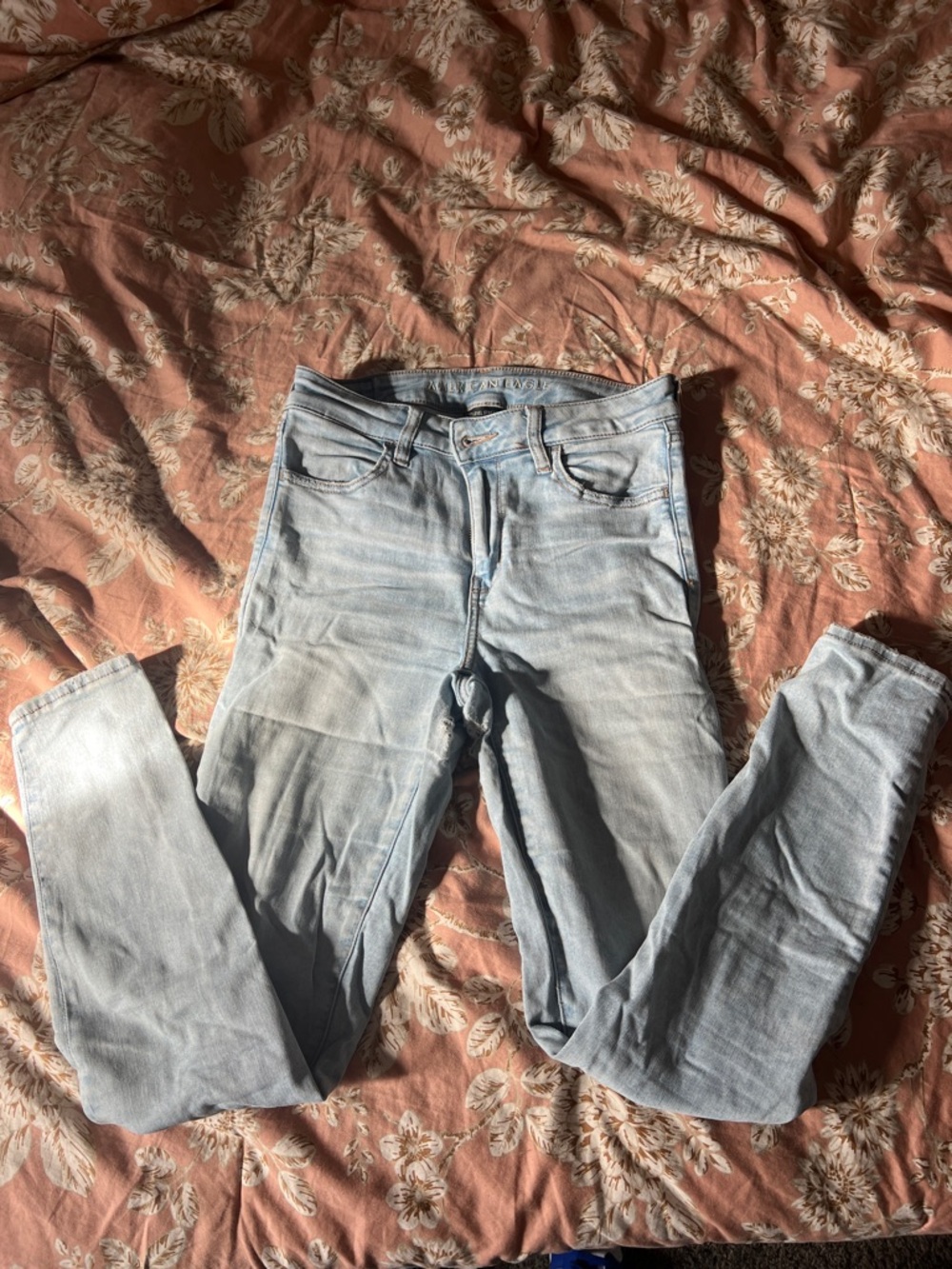 American Eagle Light Blue Denim Jeans - Next Level Stretch